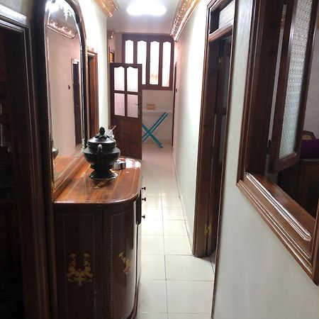 شقة توجد وسط مدينة طنجة و تتوفر على كامل التجهيزات الضرورية خاصةبالعائلات エクステリア 写真